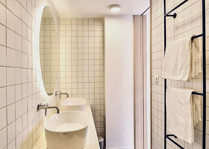 Bed & Breakfast Up There Design 4*