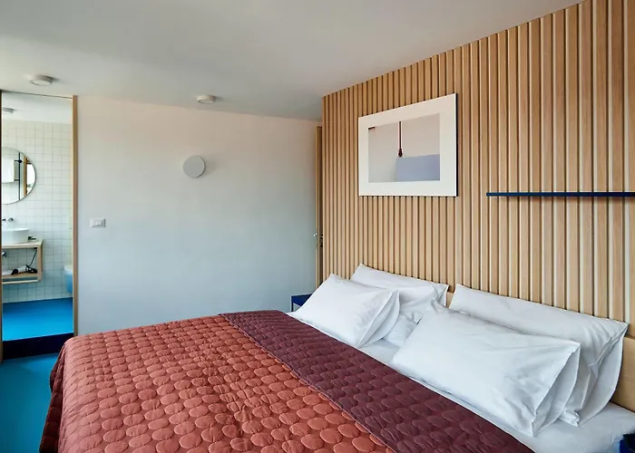 Bed & Breakfast Up There Design 4*