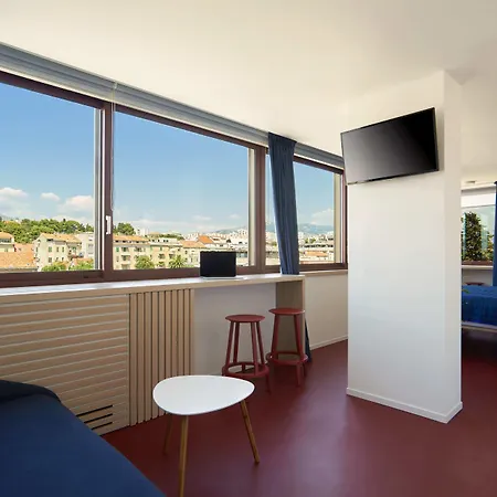 Bed and Breakfast Up There Design 4*