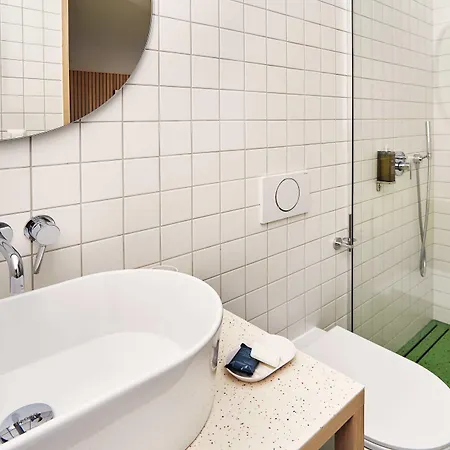 Up There Design Готель типу 