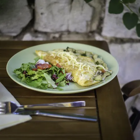 Up There Design Готель типу 