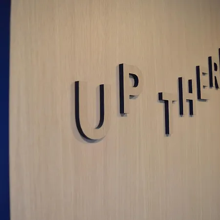 Bed and Breakfast Up There Design