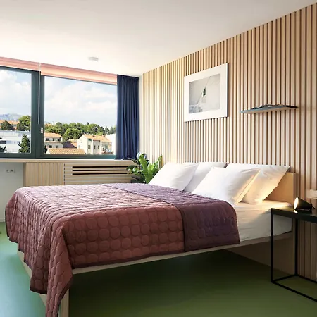 Bed & Breakfast Up There Design 4*