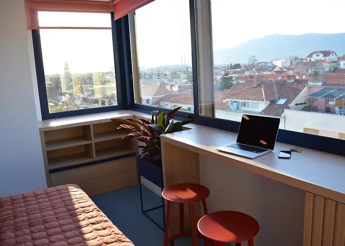 Up There Design Bed & Breakfast