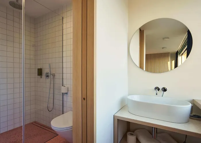 Up There Design Split